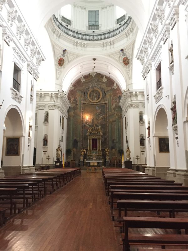 Inside La Iglesia de Ildefonso